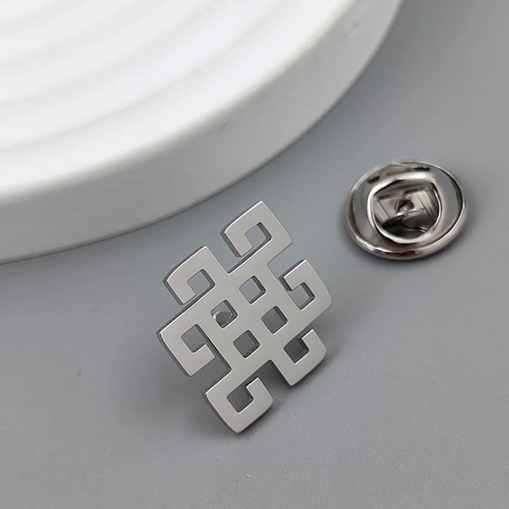 Chinese Knot Brooch Pin