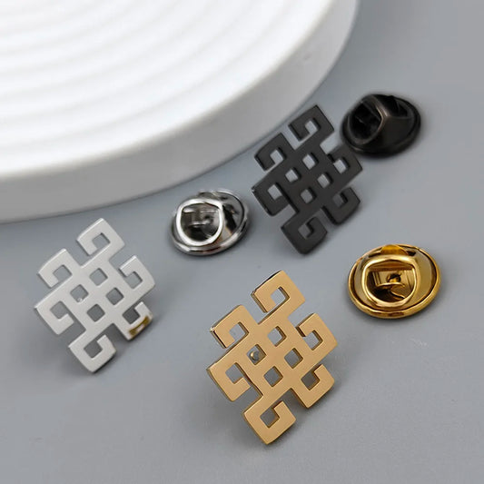 Stainless Steel Chinese Knot Lapel Pin – Elegant Hollow Brooch for Suits & Formal Wear